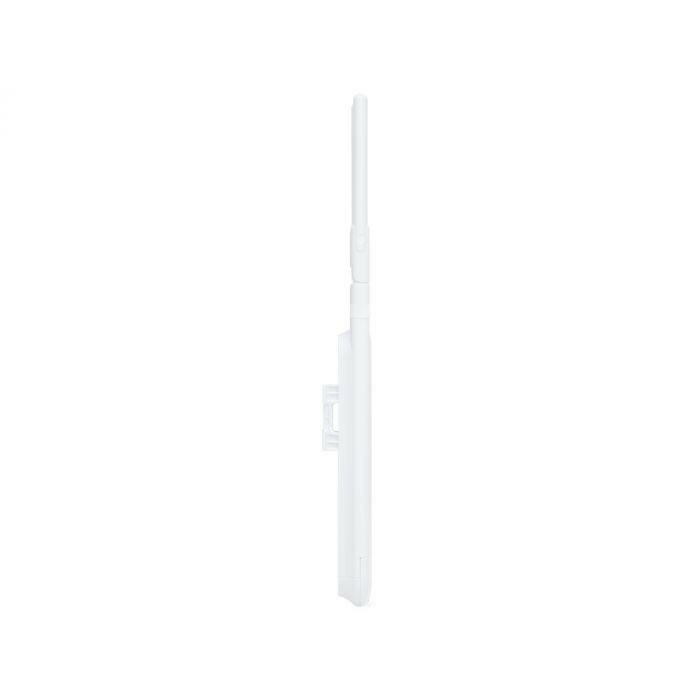 Ubiquiti UniFi AC Mesh Outdoor Dual Band AP.